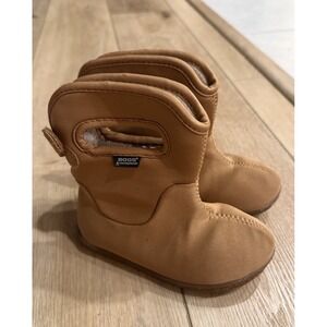 Baby Bogs Axel Children's Boots Tan size 9 Unisex GUC  Winter Waterproof
